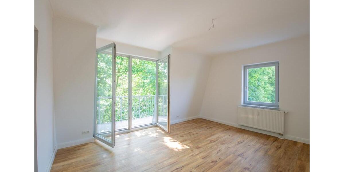 Dachgeschoßwohnung Neuruppin - 5 Zimmer, 143 m&sup2;, 369.000&euro; | Angebot:24781897