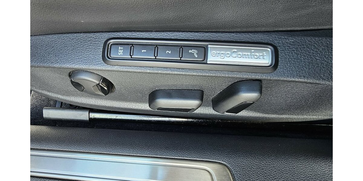 VW Passat Variant 2.0 TDI R-Line 4M Highline 360° 128.350 km 20.990 &euro; Löhne 32584