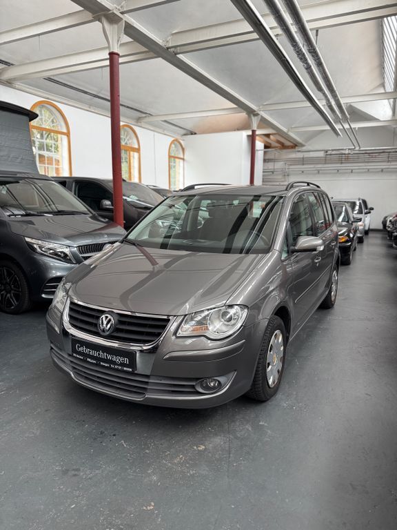 VW Touran 200.000 km 3.990 € Pfullingen 72793