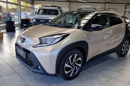 Toyota Aygo (X) 9.825 km 17.490 &euro; Winterberg 59955