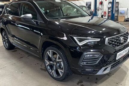 Seat Ateca 22.652 km 32.900 € Buchen 74722