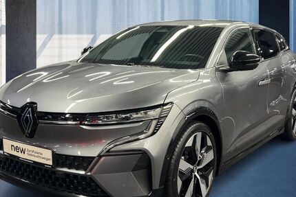 Renault Megane E-TECH 21.049 km 23.970 &euro; Frankfurt / Main 60314