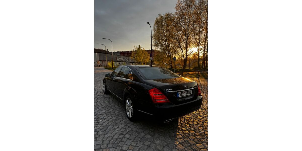 Mercedes-Benz S 350 84.524 km 26.999 &euro; Prag 17000