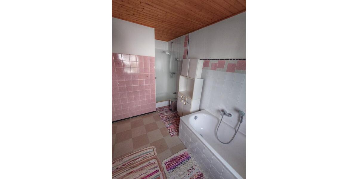 Terrassenwohnung Ottobrunn - 6 Zimmer, 200 m&sup2;, 480&euro; | Angebot:25407931