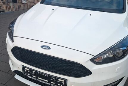 Ford Focus 103.423 km 8.499 &euro; Stade 21683