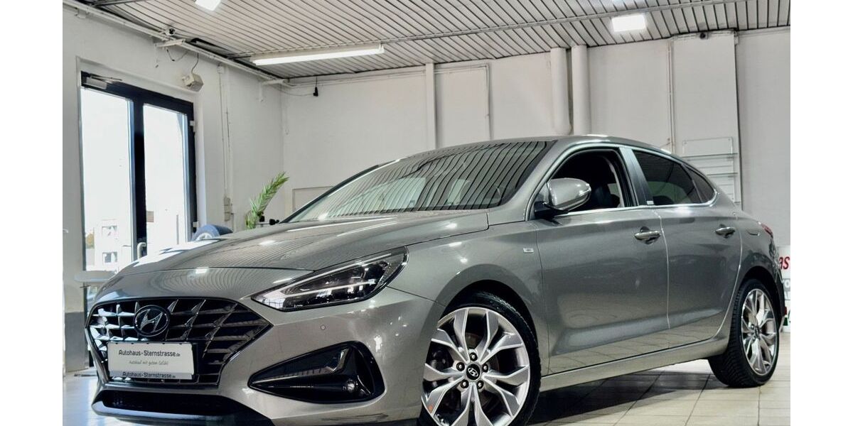 Hyundai i30 34.644 km 19.680 &euro; Mönchengladbach 41061