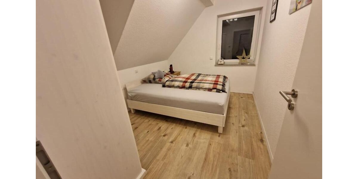 Dachgeschosswohnung in Kruft 2 zimmer