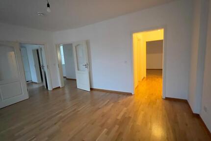 Wunderschöne 2 -Zimmer Wohnung mit Balkon in IN-Altstadt 1 zimmer