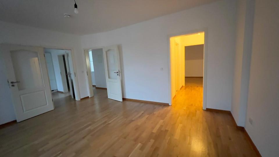 Wunderschöne 2 -Zimmer Wohnung mit Balkon in IN-Altstadt 1 zimmer