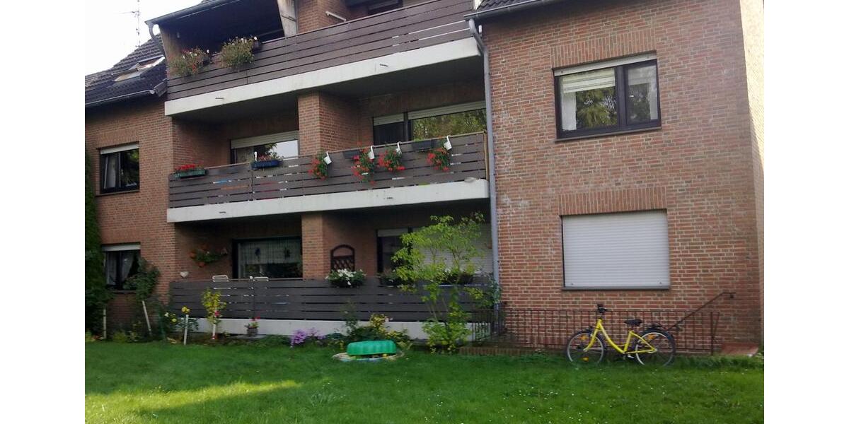 Dachgeschoßwohnung Nettetal - 3 Zimmer, 77 m&sup2;, 490&euro; | Angebot:25439051