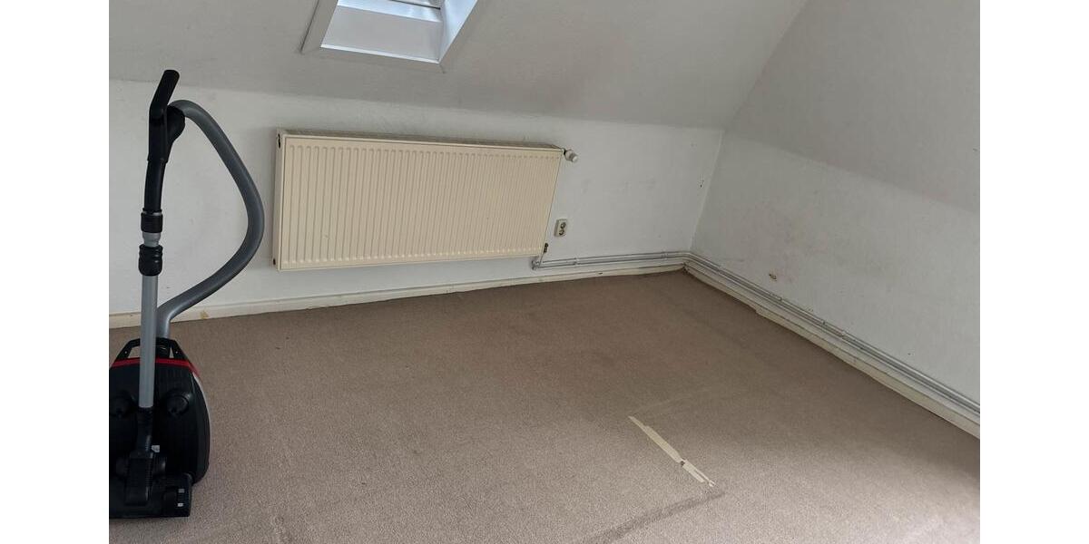 Dachgeschoßwohnung Oldenburg Eversten - 2 Zimmer, 60 m&sup2;, 450&euro; | Angebot:26415882
