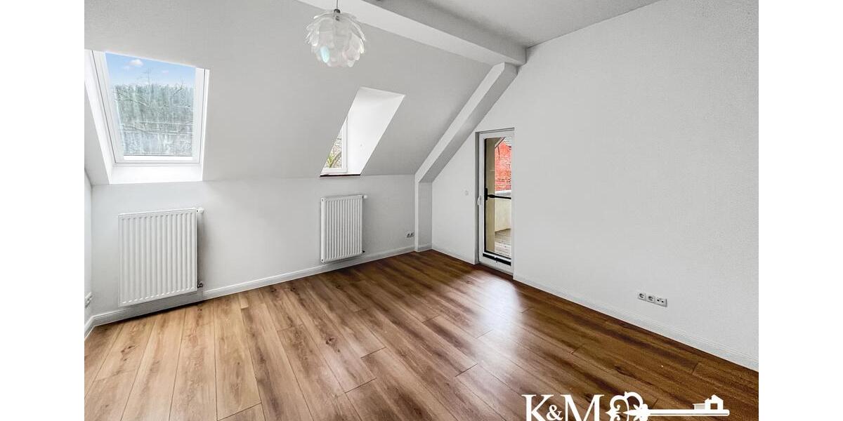 Dachgeschoßwohnung Andernach - 4 Zimmer, 135 m&sup2;, 1.820&euro; | Angebot:26349310