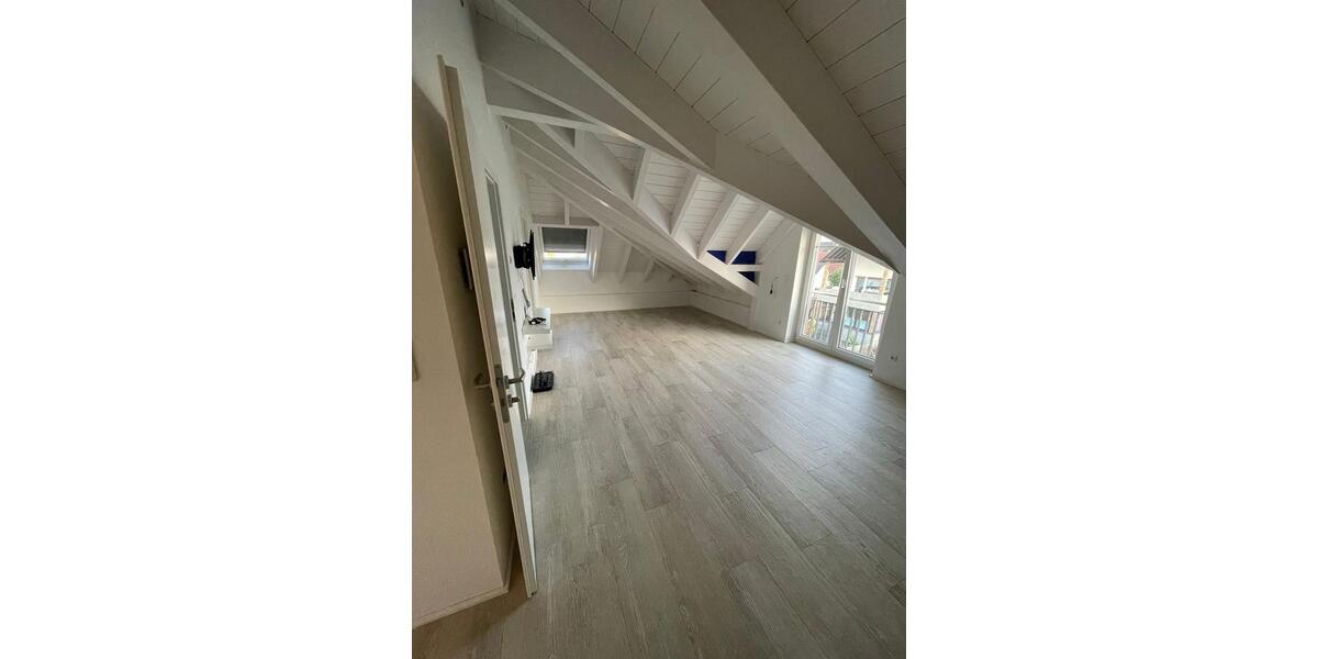 Dachgeschoßwohnung Hainburg - 2.5 Zimmer, 65 m&sup2;, 700&euro; | Angebot:24775529