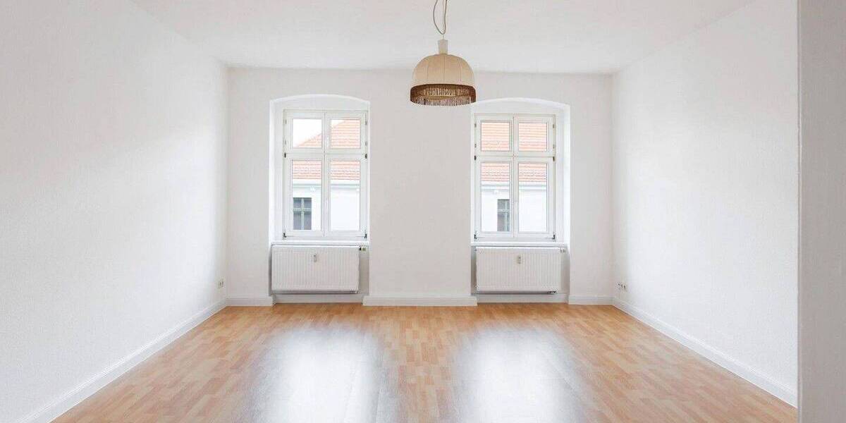 Etagenwohnung Görlitz Innenstadt - 2 Zimmer, 76 m&sup2;, 79.000&euro; | Angebot:26886551