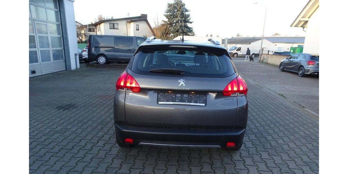 Peugeot 2008 Allure Automatik, Navigation, Parksensoren, 32.718 km 10.990 &euro; Rodgau 63110
