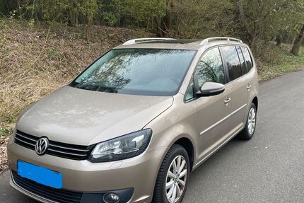 VW Touran 201.383 km 7.500 &euro; Hamburg 22145