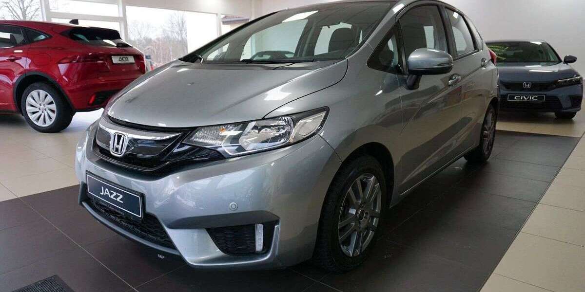 Honda Jazz 25.000 km 13.950 &euro; Altenburg 04600