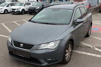 Seat Leon 152.751 km 4.700 &euro; MITTENWALDE 15749