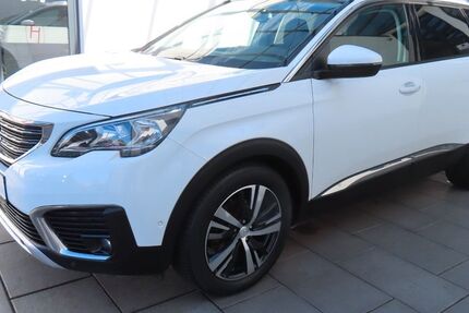 Peugeot 5008 97.300 km 15.985 &euro; Kassel 34123