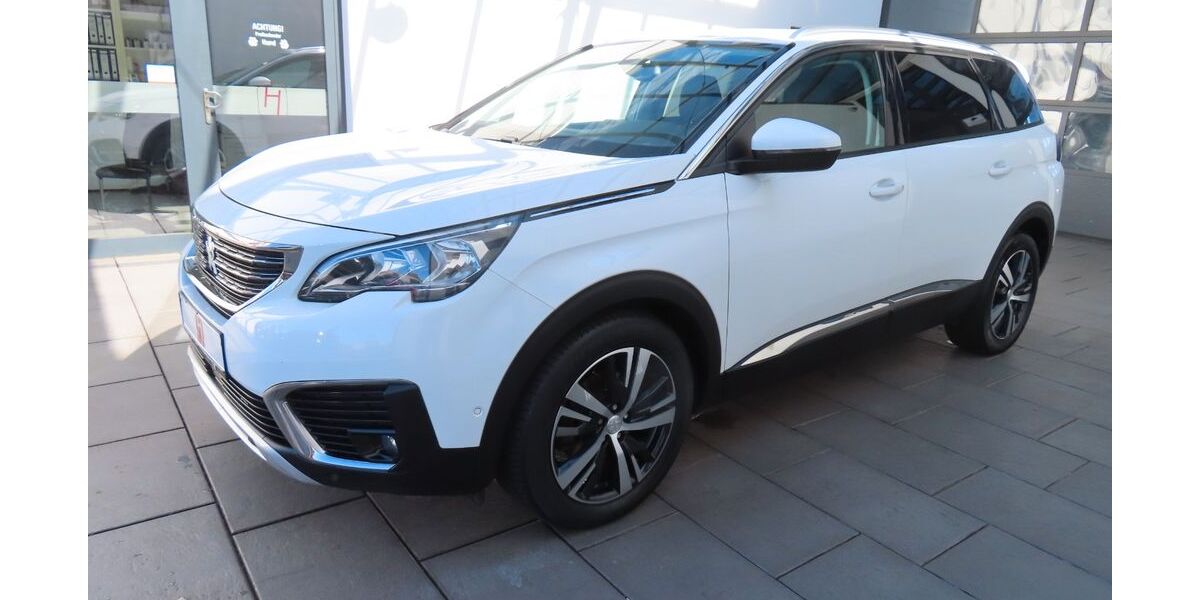 Peugeot 5008 97.300 km 15.985 &euro; Kassel 34123