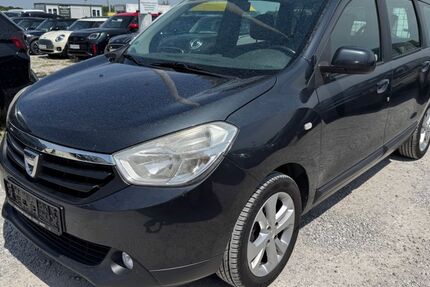 Dacia Lodgy 160.000 km 3.900 &euro; München 81829