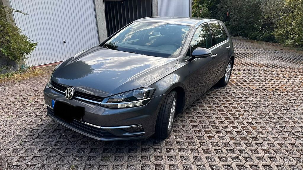 VW Golf 98.500 km 12.900 &euro; Lebach 66822