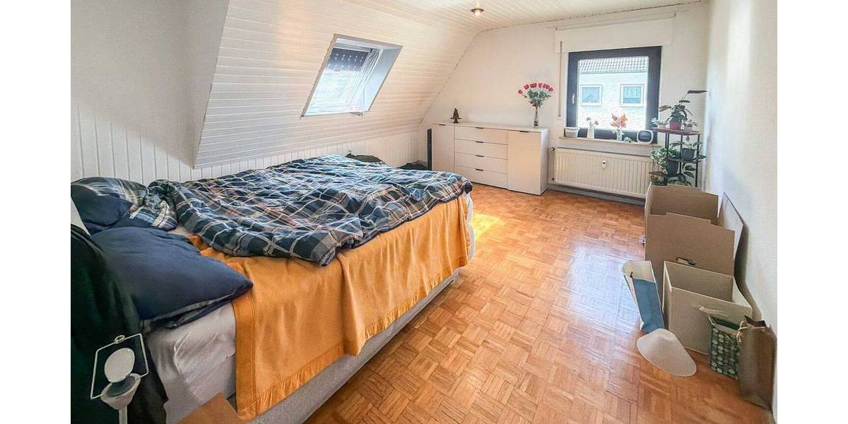 Mehrfamilienhaus, Wohnhaus Röttenbach - 8 Zimmer, 240 m&sup2;, 565.000&euro; | Angebot:26657820