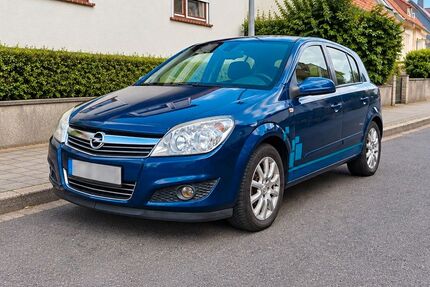 Opel Astra 181.000 km 2.000 &euro; Lohfelden 34253