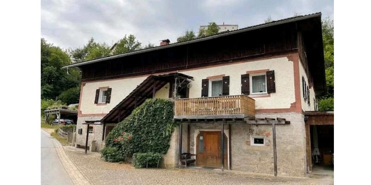 Einfamilienhaus Regen - 7 Zimmer, 229 m&sup2;, 295.000&euro; | Angebot:25232595