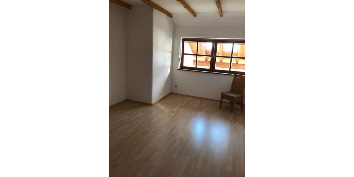 Etagenwohnung Aschau am Inn - 4.5 Zimmer, 130 m&sup2;, 1.200&euro; | Angebot:26492902