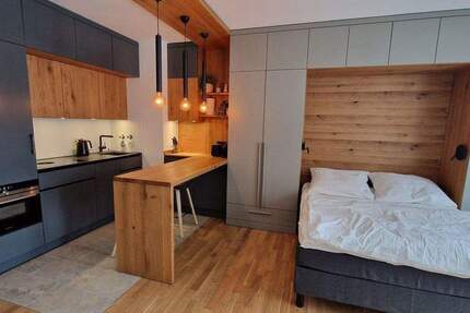 Voll möbliert - Luxus-Wohnung in bester Lage direkt am Pasinger Bahnhof 1 zimmer