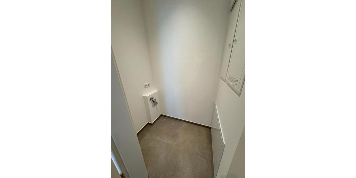 Etagenwohnung Augsburg Lechhausen - 1 Zimmer, 42 m&sup2;, 890&euro; | Angebot:26698803