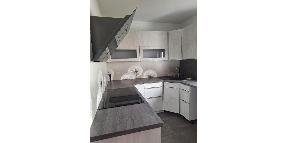 Etagenwohnung Solms - 3.5 Zimmer, 125 m&sup2;, 1.000&euro; | Angebot:26314672