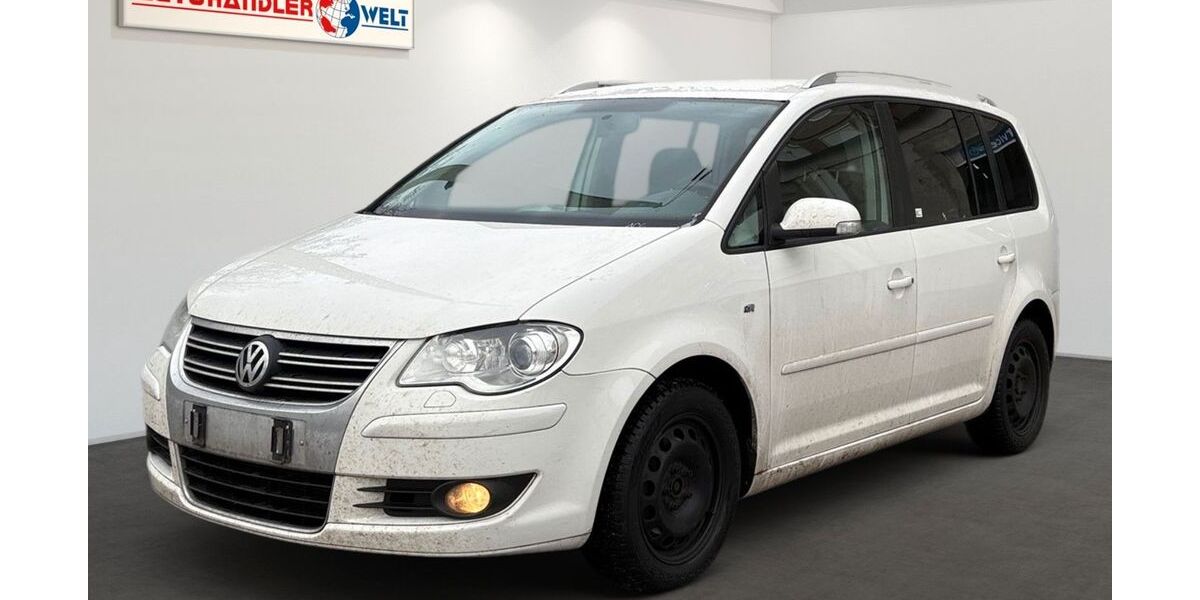 VW Touran 299.156 km 2.699 &euro; Berlin 12681