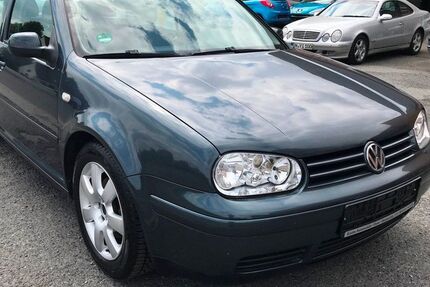 VW Golf 204.697 km 1.999 &euro; Unna 59425