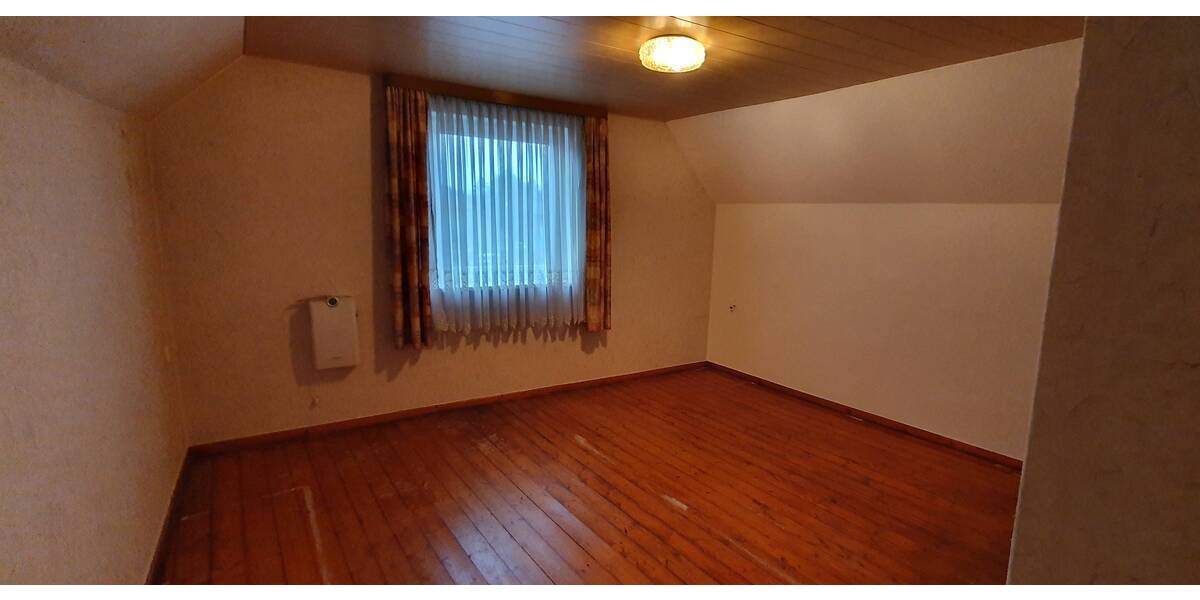 Stadtnahes Wohnen auf großem Grundstück - Viel Platz für Ihre Ideen - Einfamilienhaus Dannenberg | Angebot:26019453