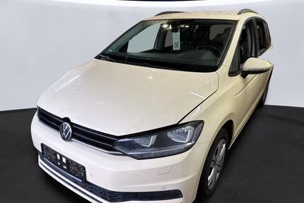 VW Touran 207.180 km 13.990 &euro; Braunschweig 38122