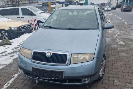 Skoda Fabia 157.000 km 1.990 &euro; Dietzenbach 63128