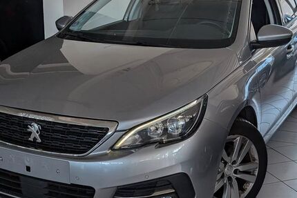 Peugeot 308 96.900 km 10.790 &euro; Mainz 55128