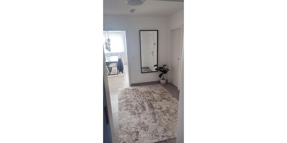 Dachgeschoßwohnung Butzbach - 3 Zimmer, 90 m&sup2;, 1.300&euro; | Angebot:25444859