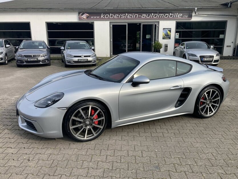 Porsche 718 Cayman S PDK*1.Hand,PCM,PDLS,Sport Chrono* 130.000 km 42.850 € Schorndorf 73614