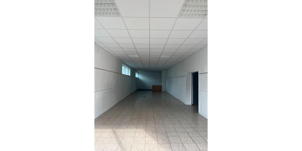 Wohn-und Geschäftshaus zu vermieten in 65232 Taunusstein zimmer