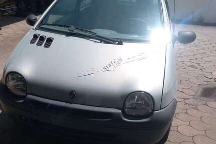 Renault Twingo 116.200 km 1.550 &euro; Dingolfing 84130