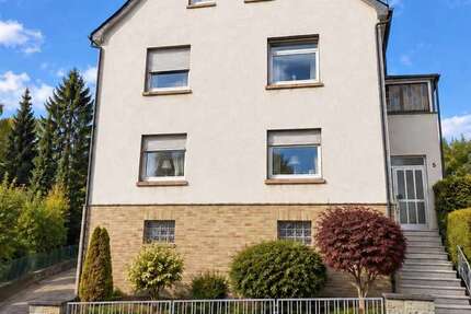 Haus Bestwig - 6 Zimmer, 180 m&sup2;, 235.000&euro; | Angebot:27674907