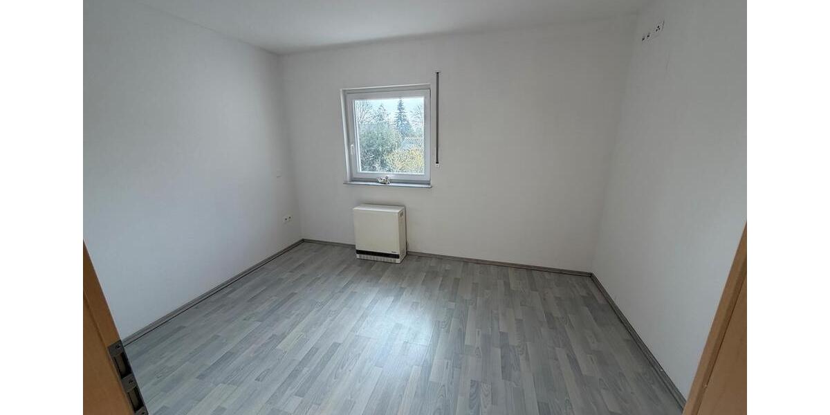 Etagenwohnung Erwitte - 4 Zimmer, 93 m&sup2;, 920&euro; | Angebot:25976768