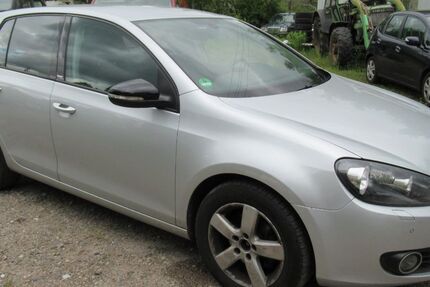 VW Golf 355.000 km 3.750 &euro; Eisfeld 98673