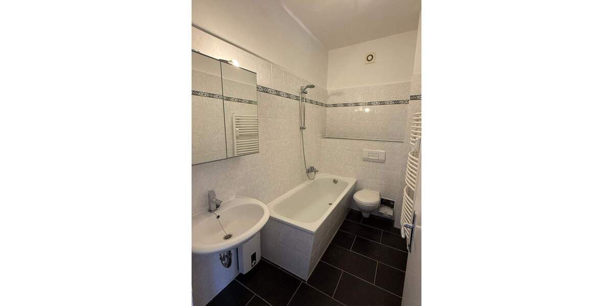 Etagenwohnung Hamburg Harvestehude - 2 Zimmer, 85 m&sup2;, 1.398&euro; | Angebot:25095413