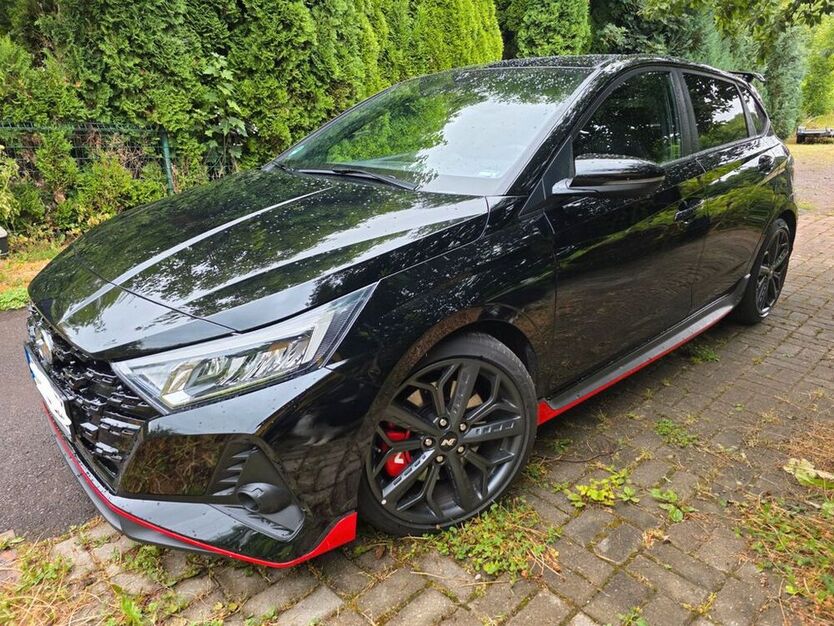 i20