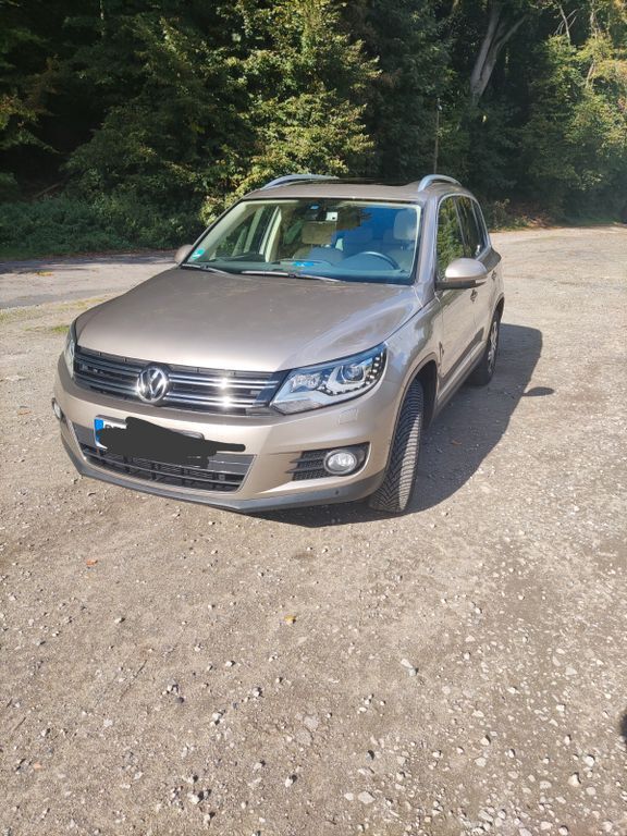 VW Tiguan 89.000 km 17.599 € Issum 47661