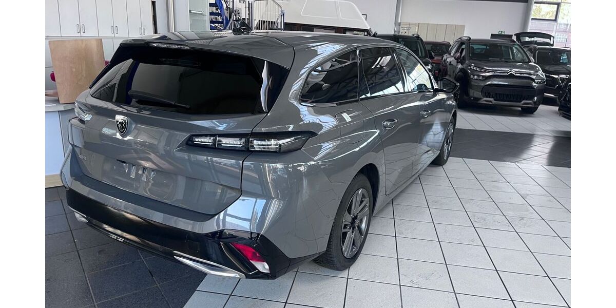 Peugeot 308 28.000 km 20.500 &euro; Gelsenkirchen 45892